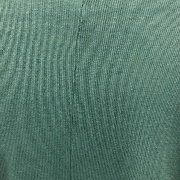 Lane Bryant Green Faux Wrap Top 14/16 - Picture 6 of 8